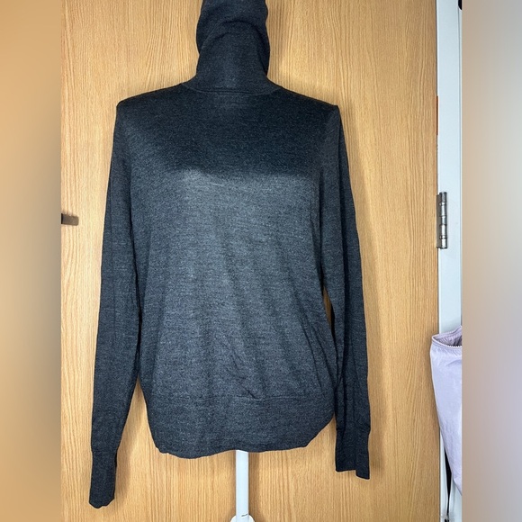 J Crew Mercantile Women’s XL turtle neck 50% wool and 50% cotton - Picture 1 of 6